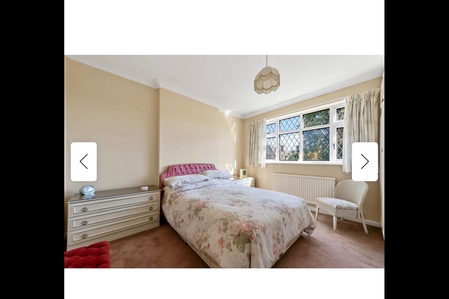 Room Lebanon Avenue in Greater London