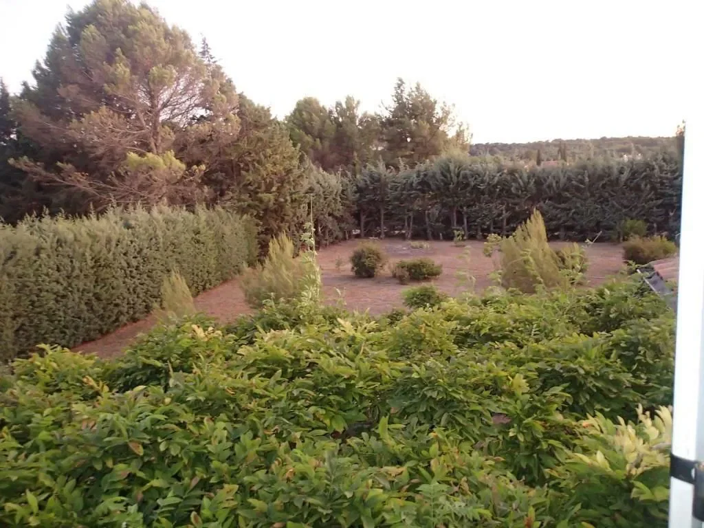 Room Chemin de Pied Marin n°1 in Mazan