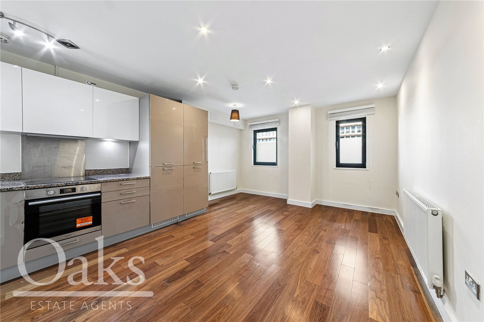 Flat Edridge Road in Greater London