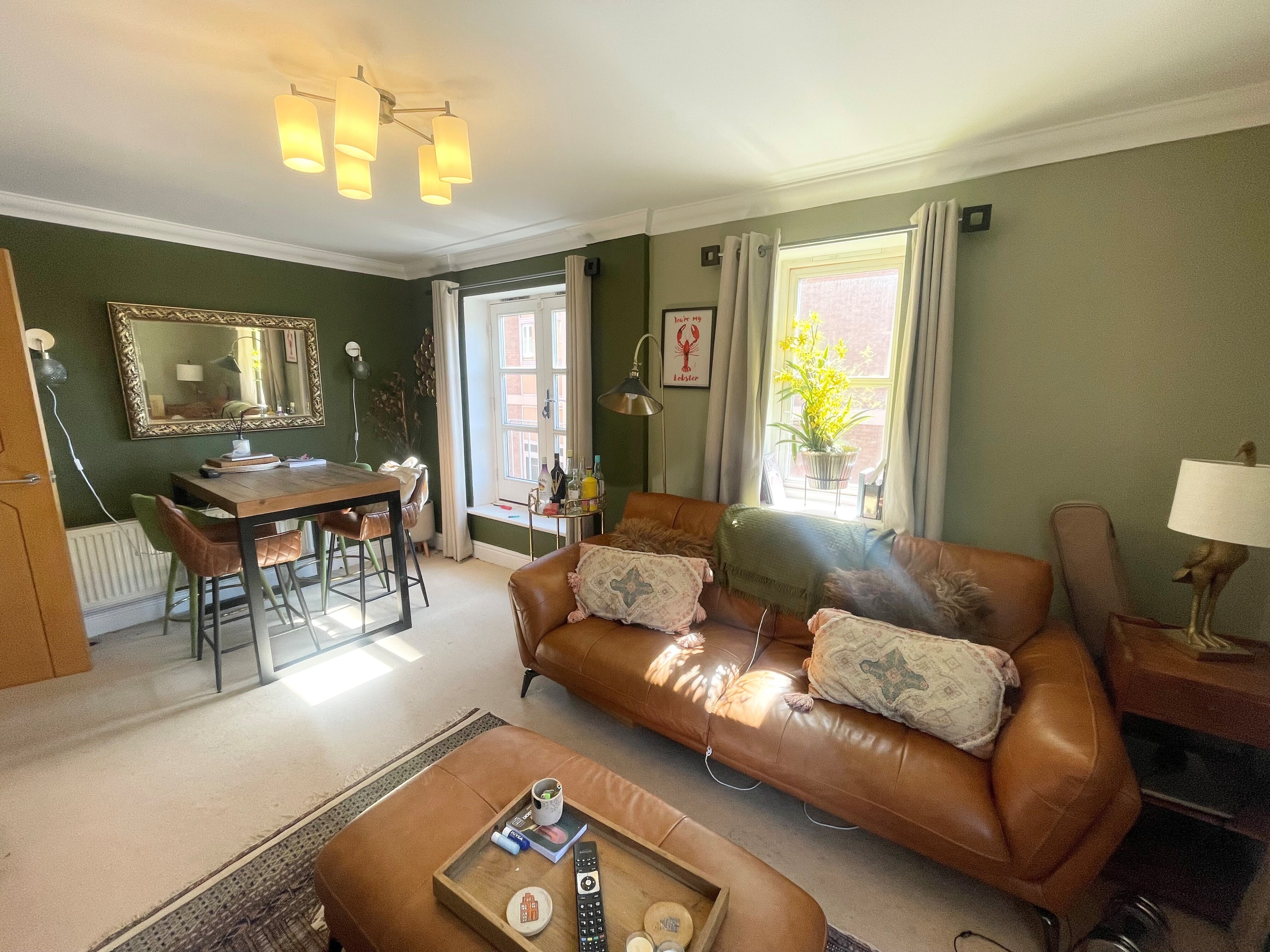 Flat Windsor Place in Royal Leamington Spa