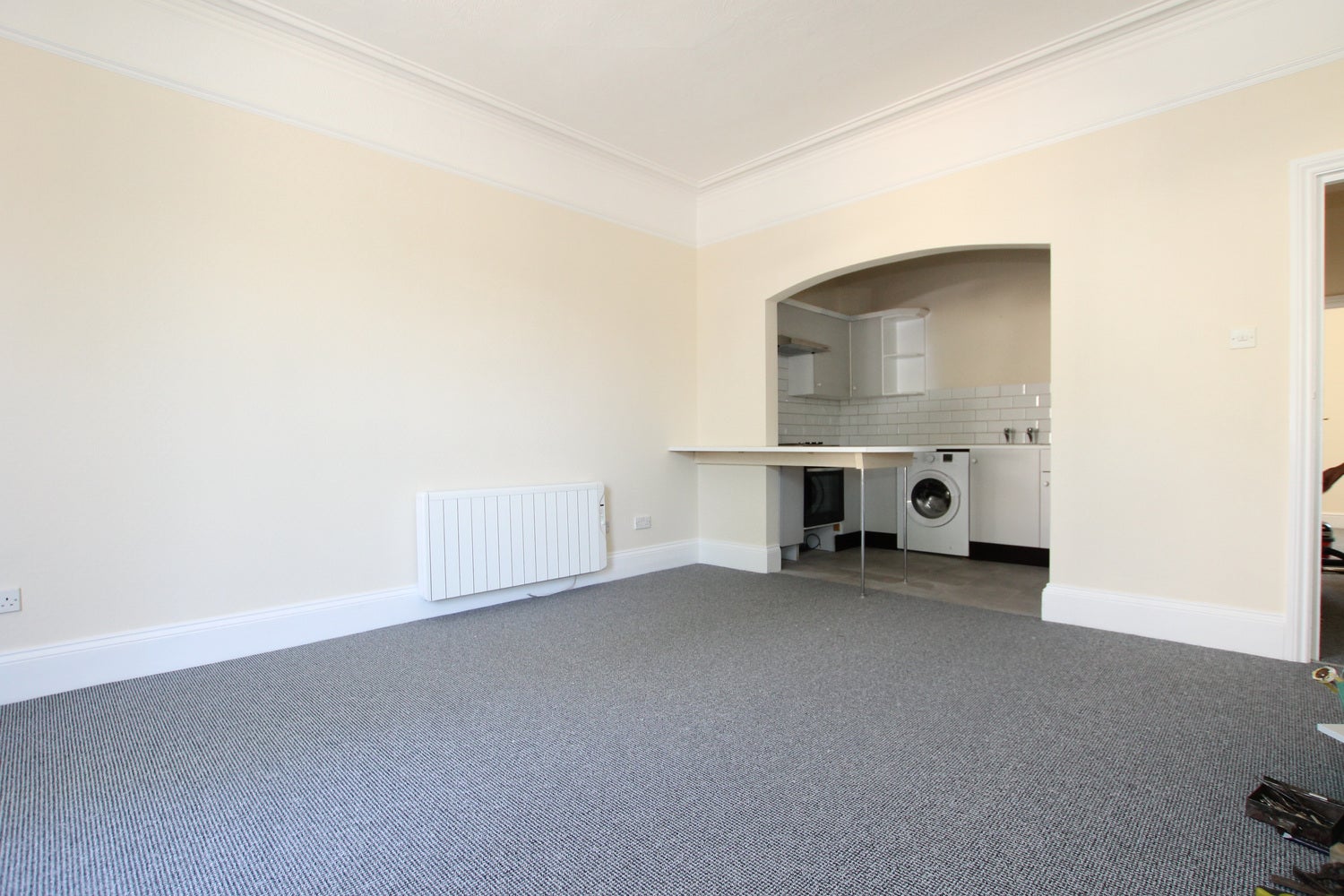 Flat The Strand in Ryde