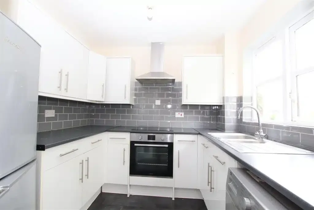 Flat Unicorn Walk in Dartford