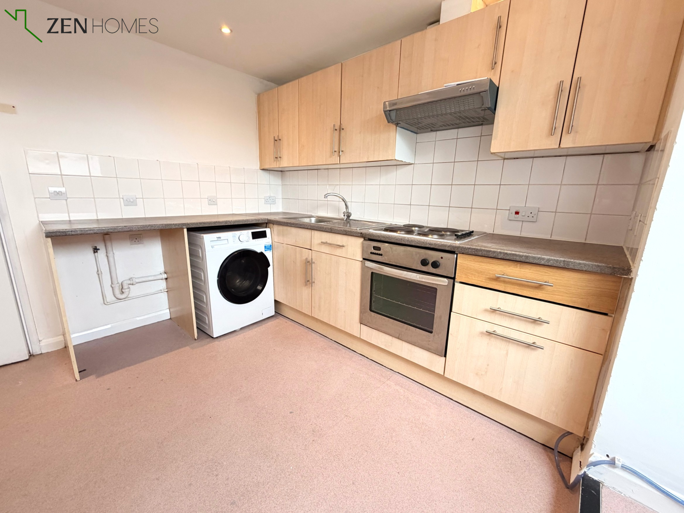 Flat Albert Road in Greater London