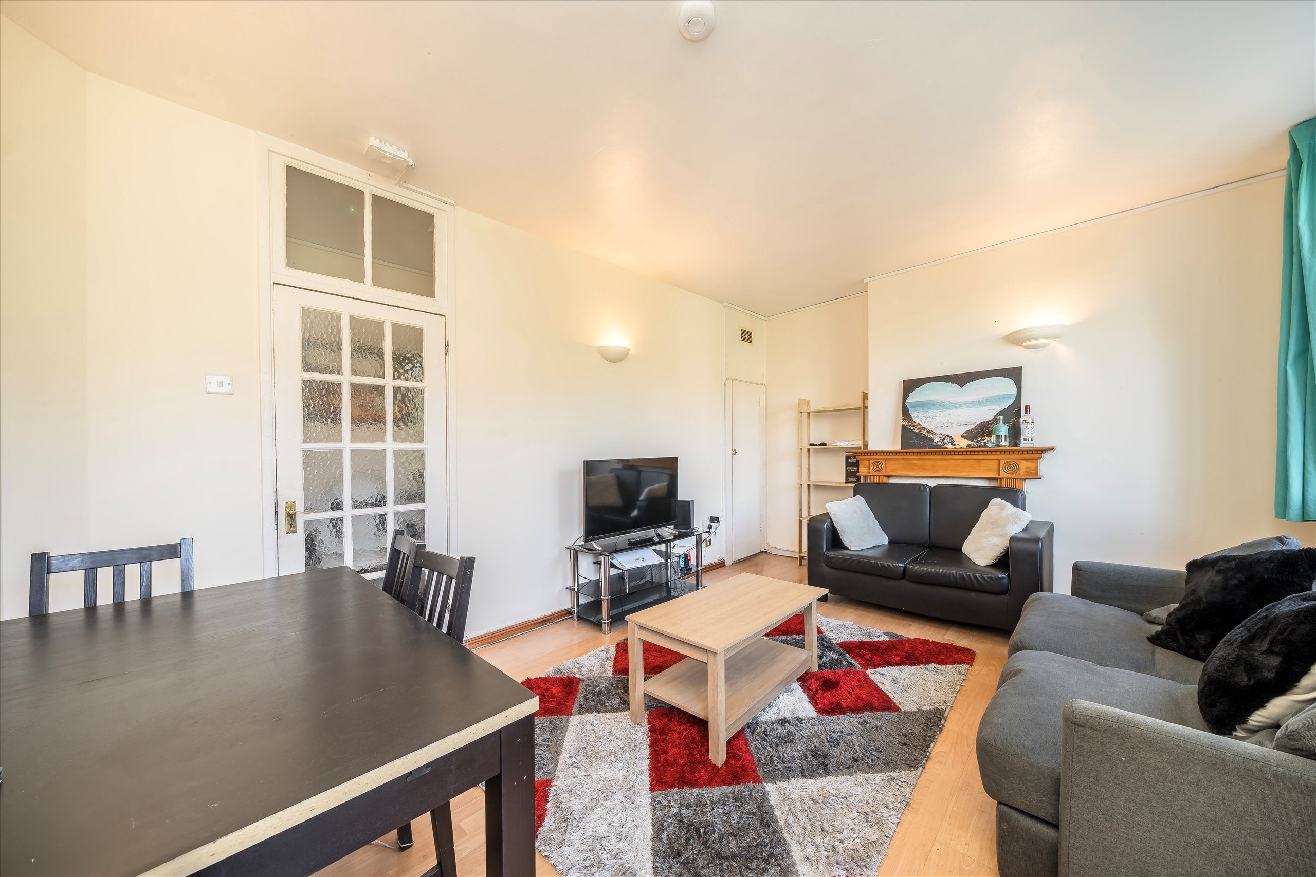 Flat Tyers Terrace in Greater London