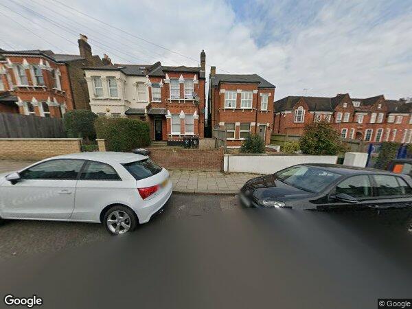 Flat Wolfington Road in Greater London