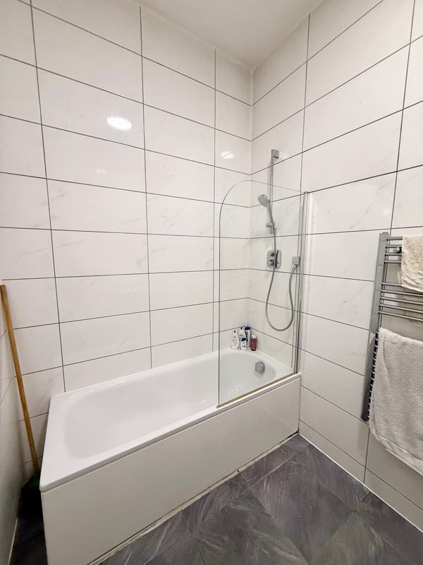 Room Kensington High Street in Greater London
