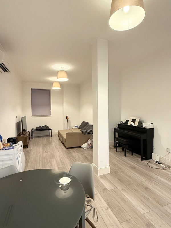 Room Kensington High Street in Greater London