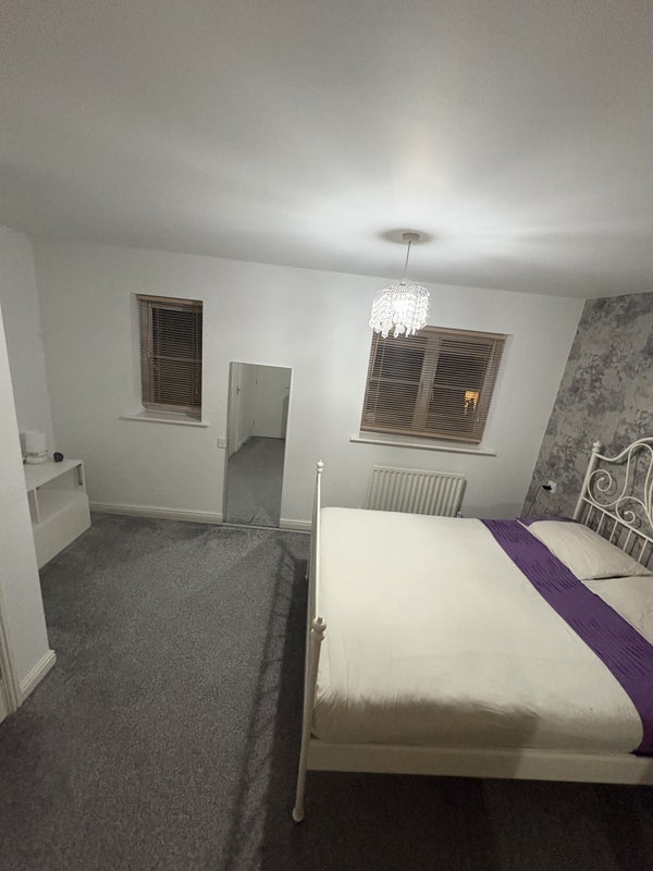 Room Viaduct Close in Rugby
