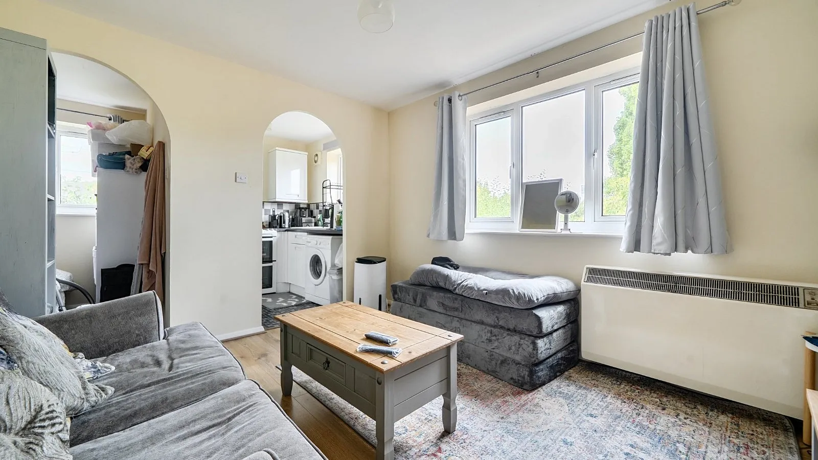 Flat Waddington Close in Greater London