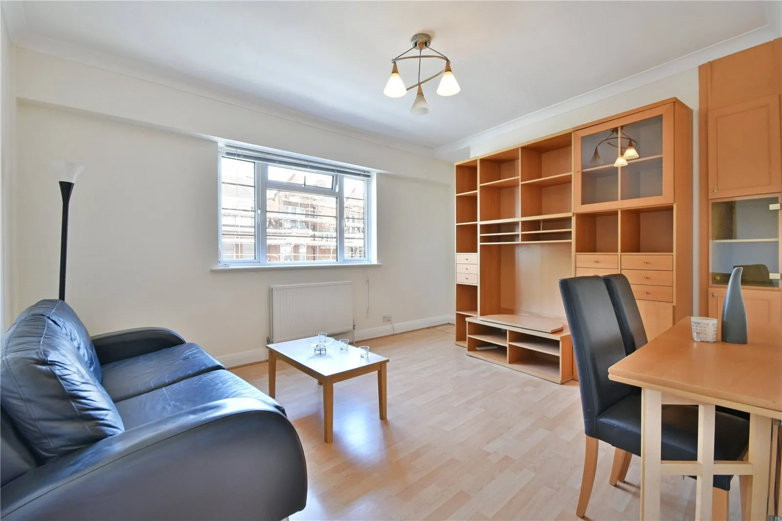 Flat West End Lane in Greater London