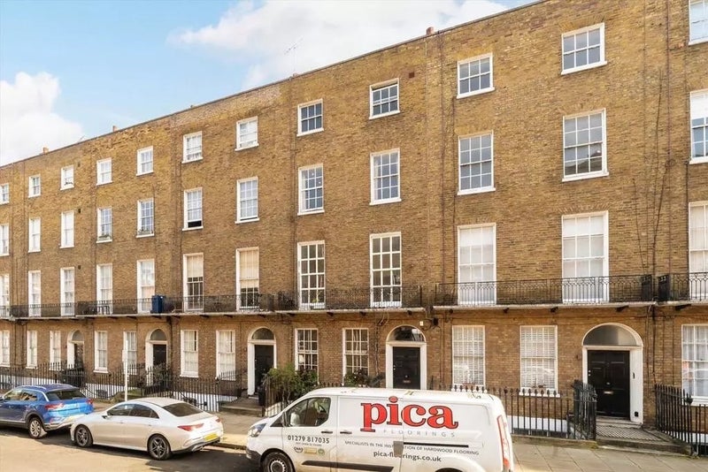 Flat Mecklenburgh Street in Greater London