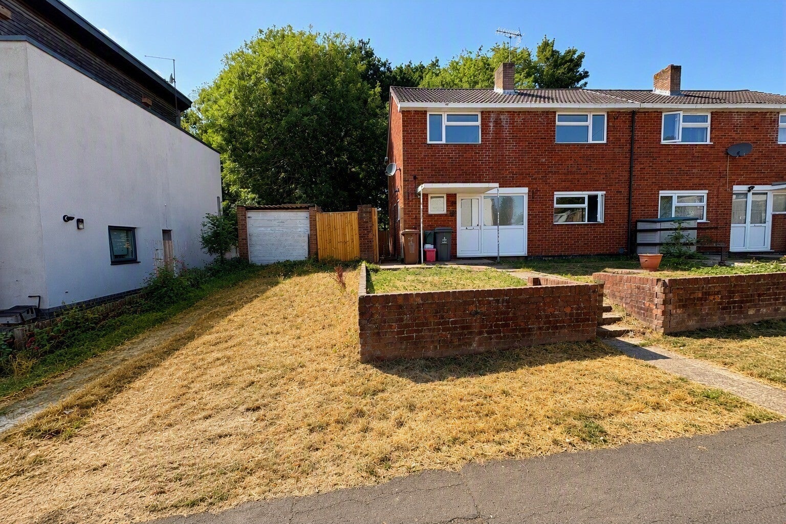 House Peartree Way in Stevenage