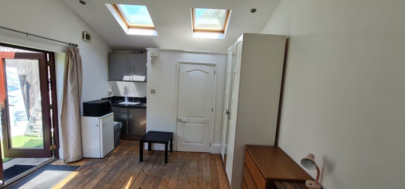 Room Birkbeck Road in Greater London