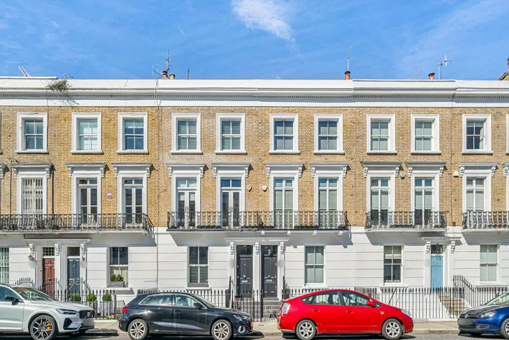 House Lamont Road in Greater London