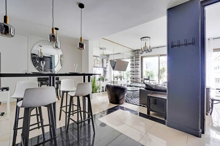 Appartement Rue Clément-Marot à Paris