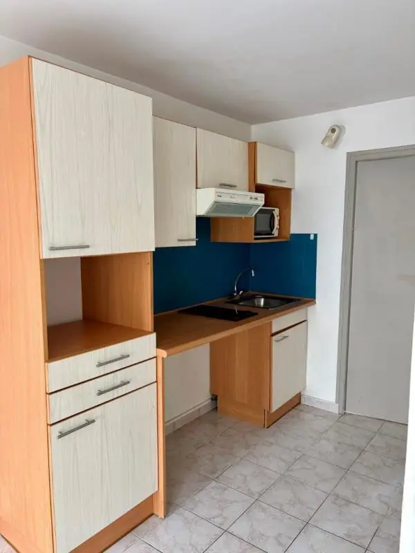 Flat Rue Basse de Saint-Éloi in La Rochelle