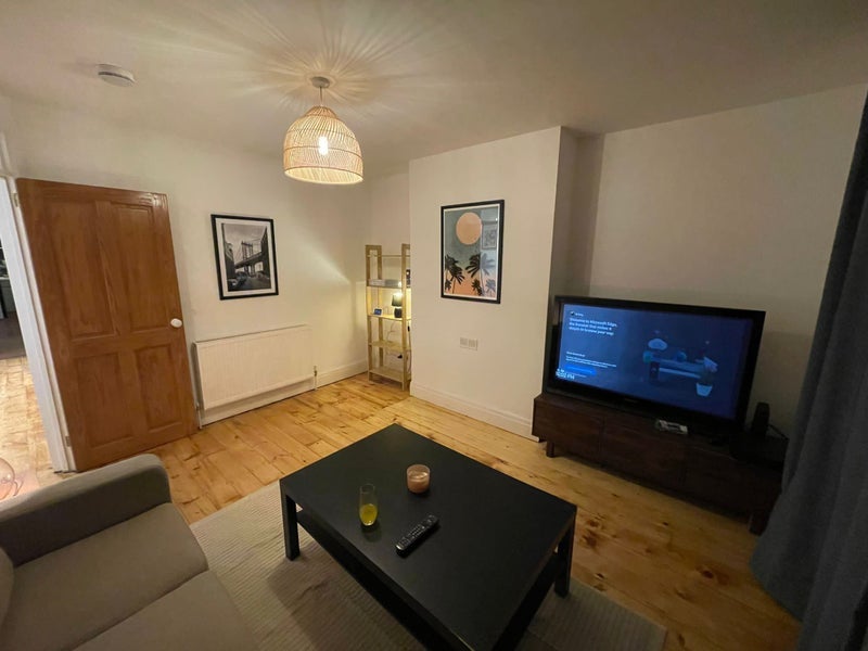 Room Upper Perry Hill in Bristol