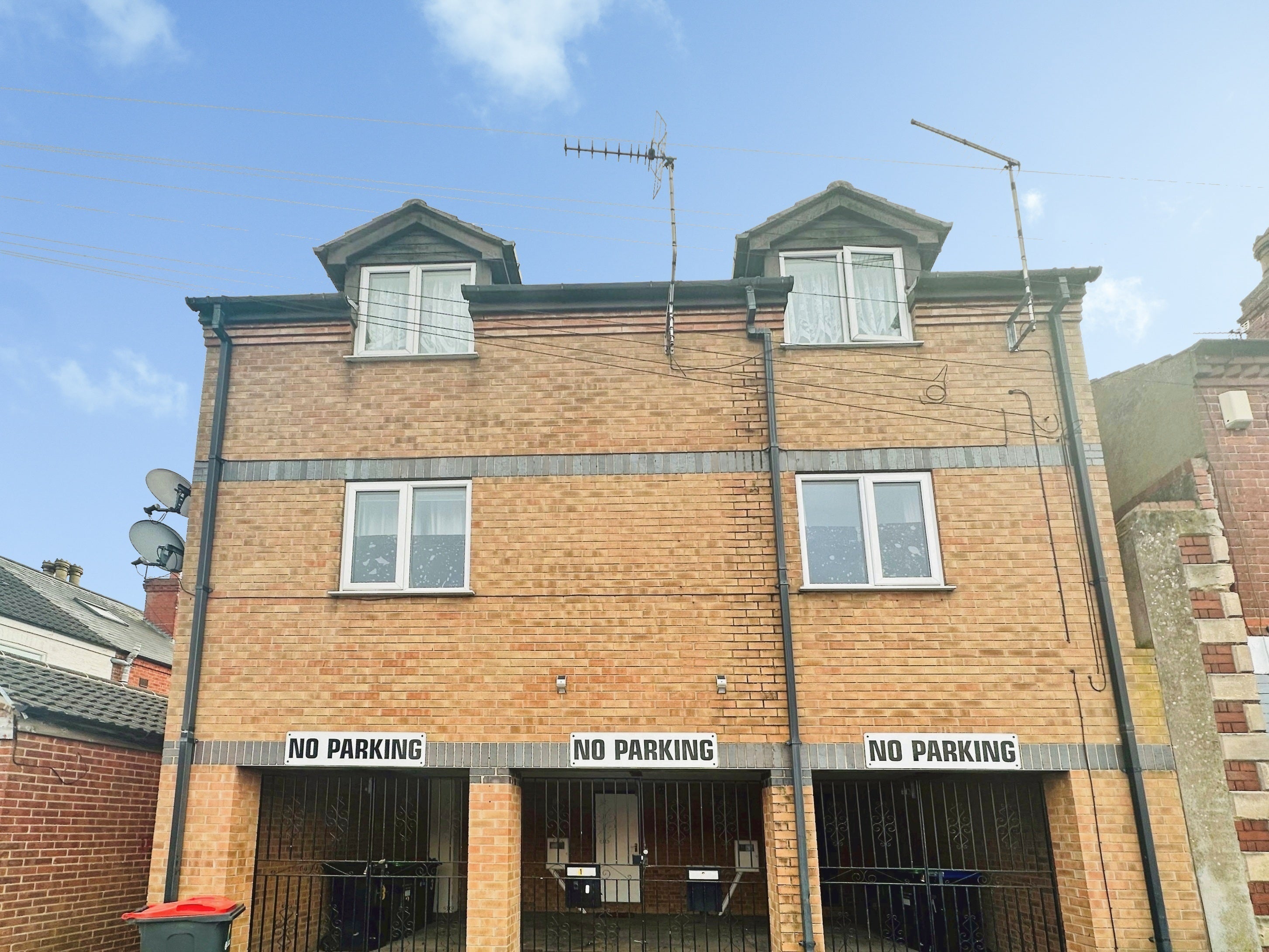 Flat Mosley Street in Ashfield