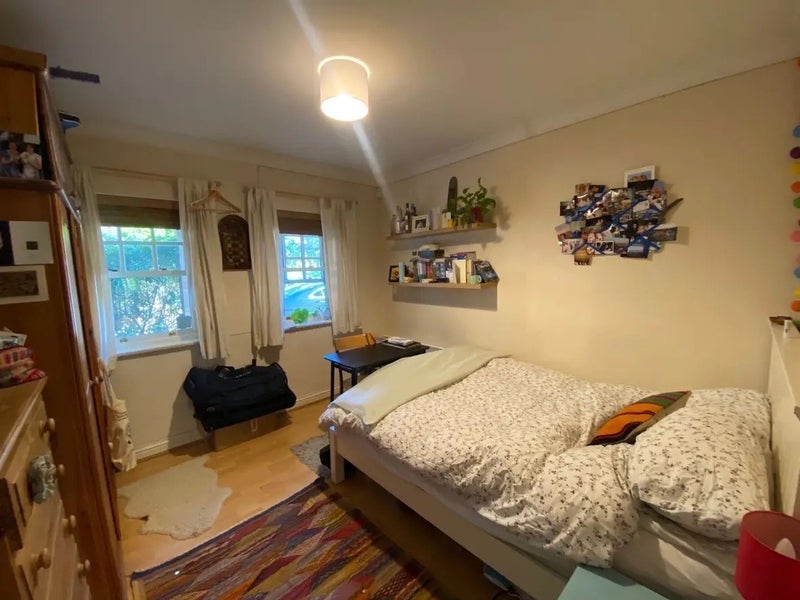 Room Clapham Park Road in Greater London