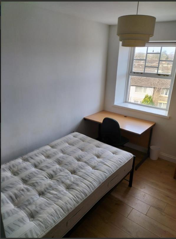 Room West Road in Lancaster