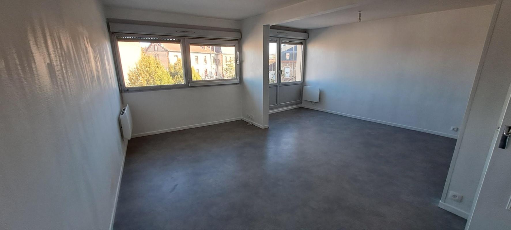 Flat Rue de Tambour in Reims
