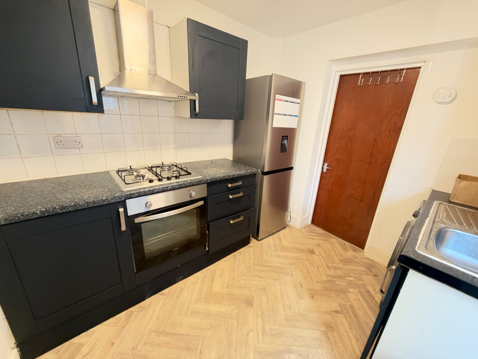 Flat Vansittart Road in Greater London
