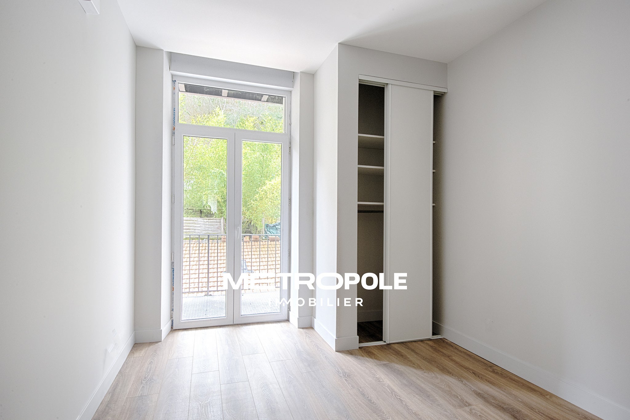 Flat Rue Centrale in Tenay