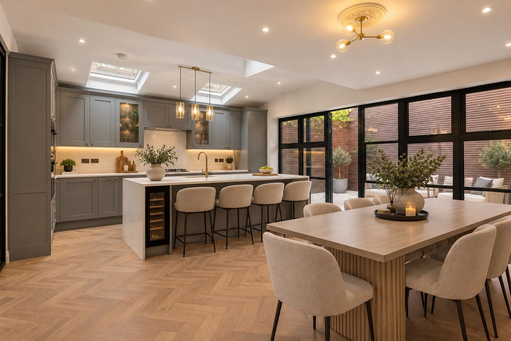 House Clanricarde Gardens in Greater London