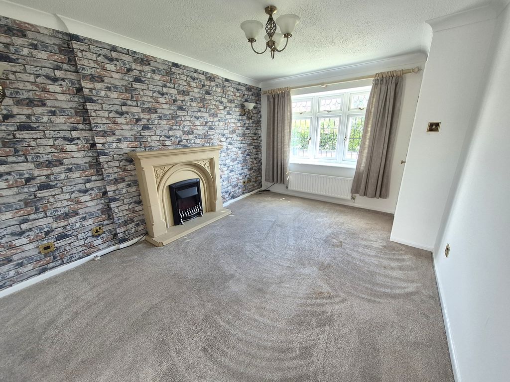 House Gleneagles Road in Bloxwich