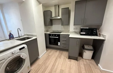 Flat Upton Park in Slough