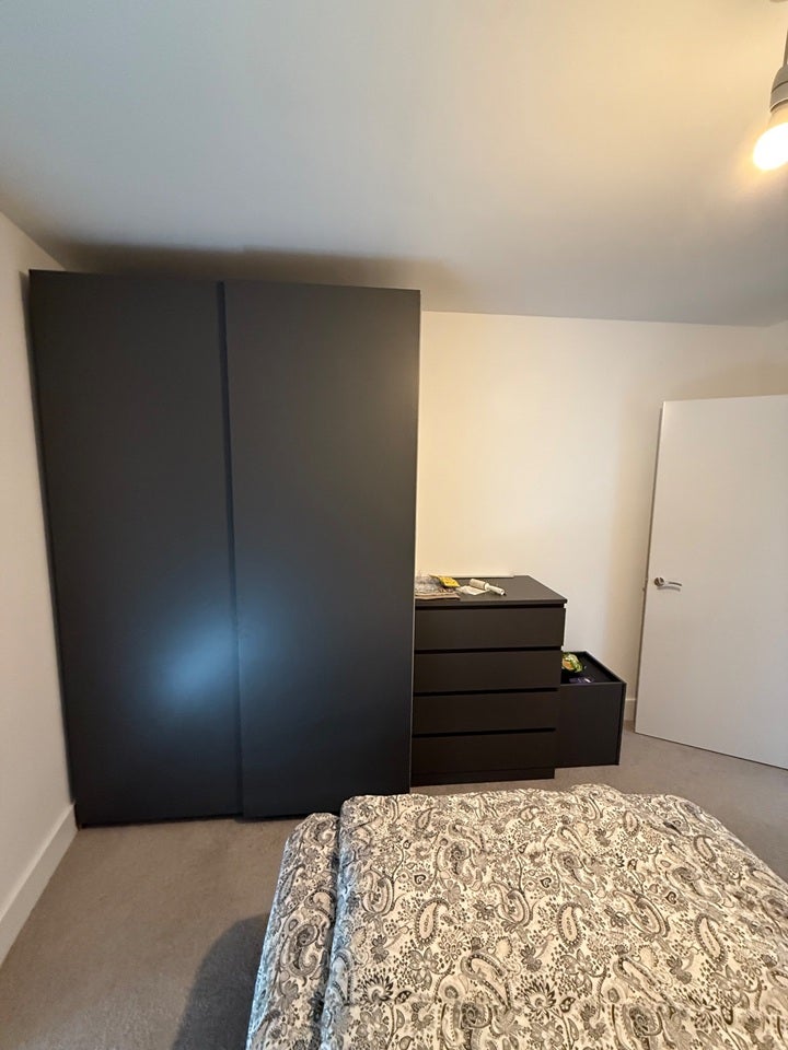 Flat Silvertown Square in Greater London