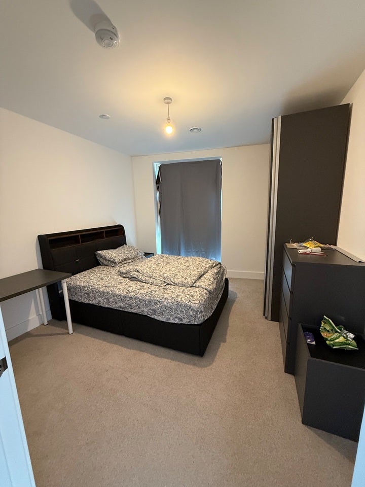 Flat Silvertown Square in Greater London