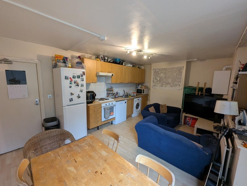 Room Bessborough Road in Greater London