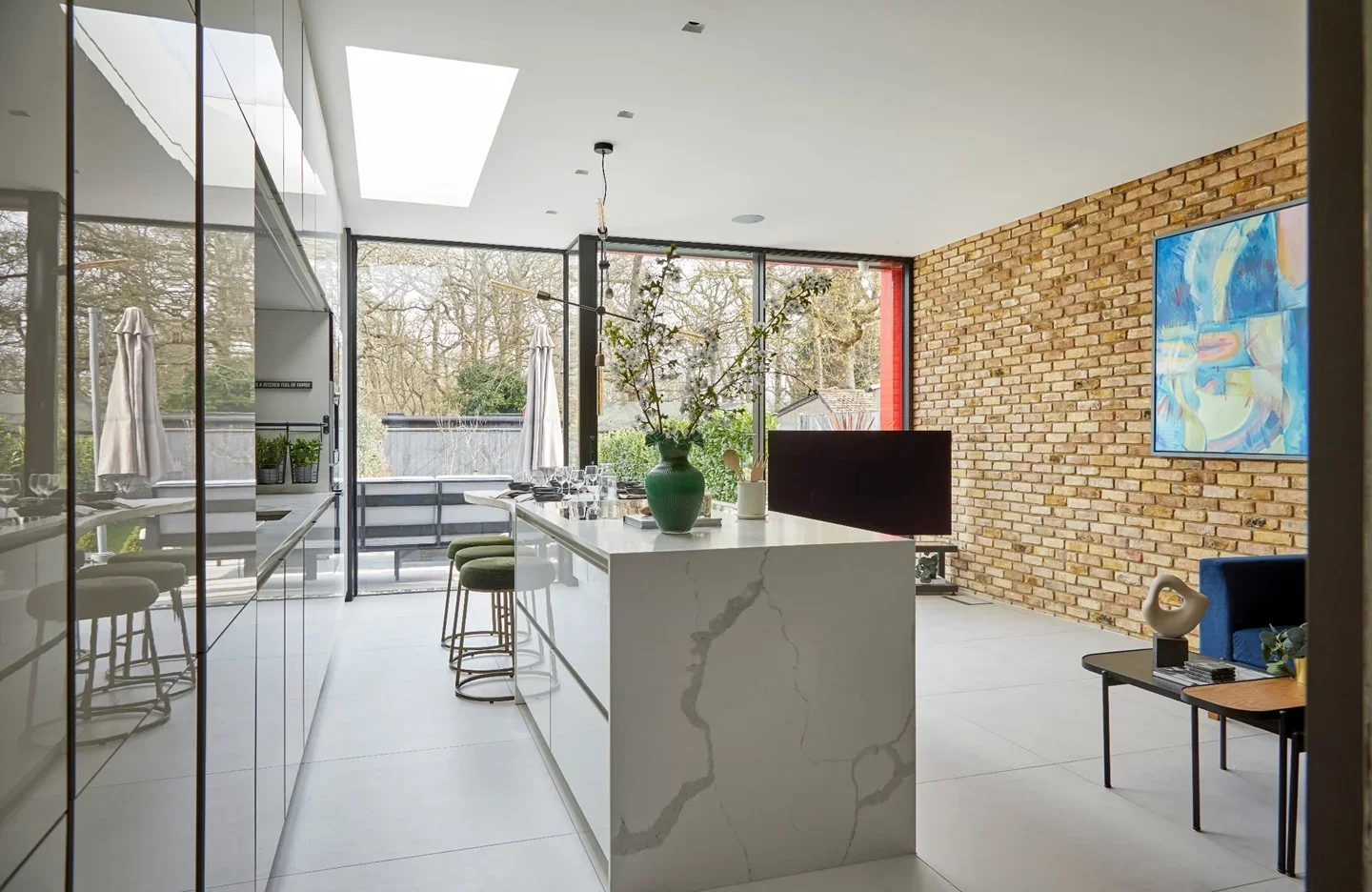 House Thurleston Avenue in Greater London