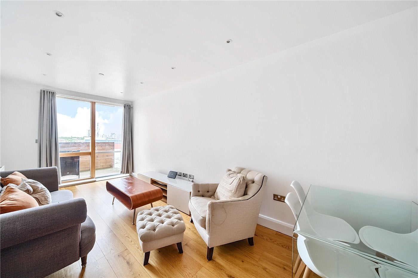 Flat Barry Blandford Way in Greater London
