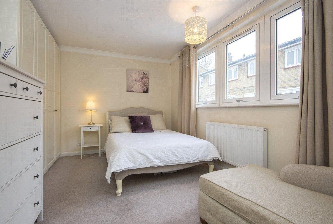 Flat Alfred Street in Greater London