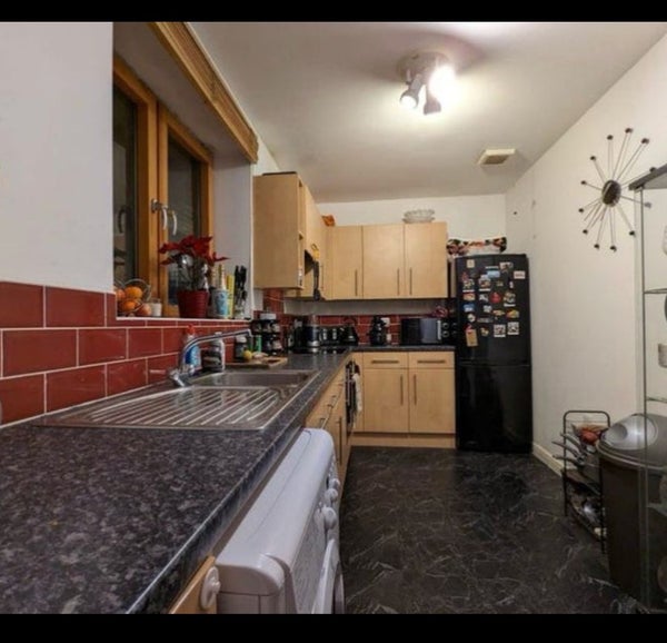 Flat Barton Road in Bristol