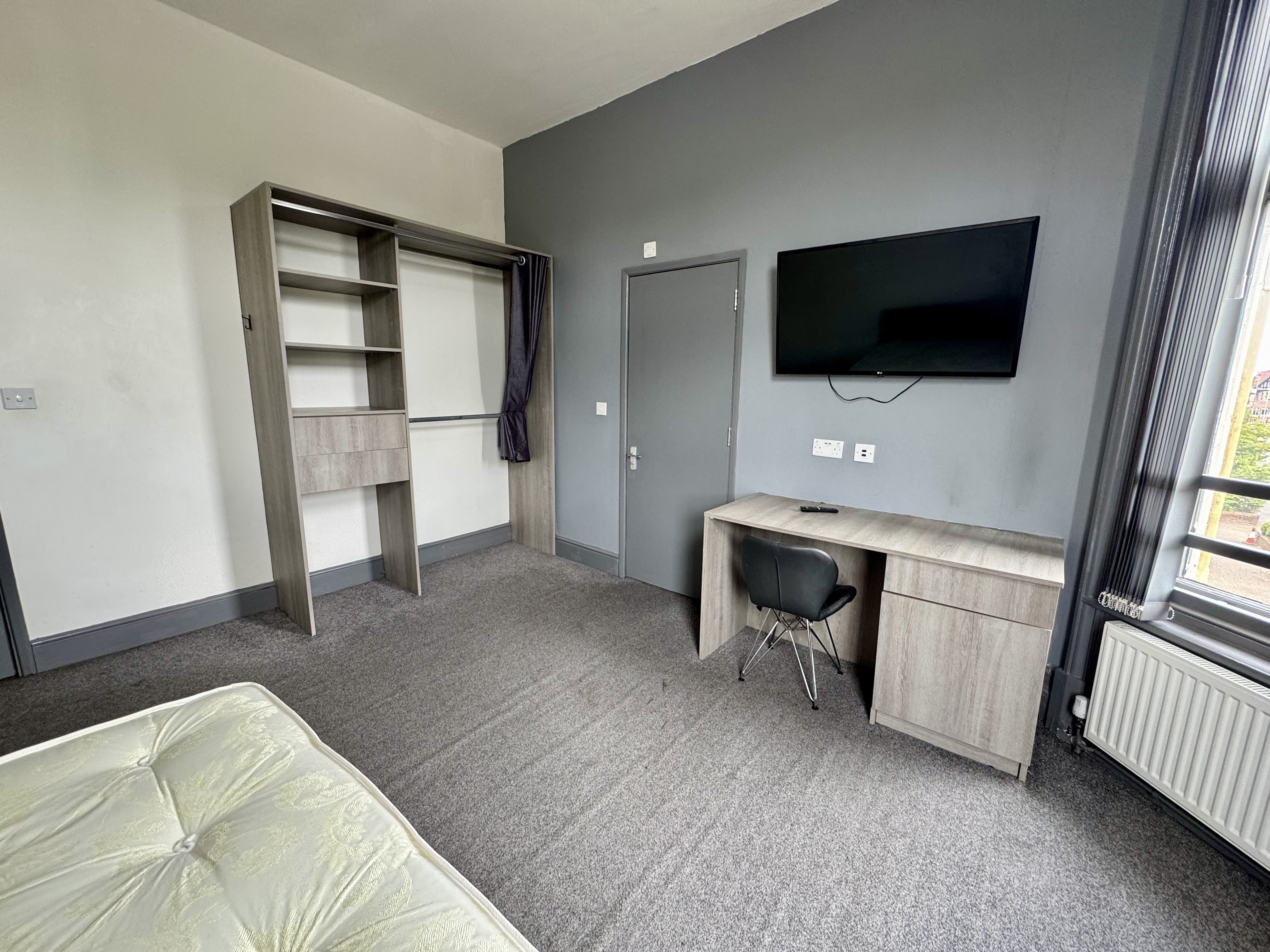 Room Putney Road in Leicester