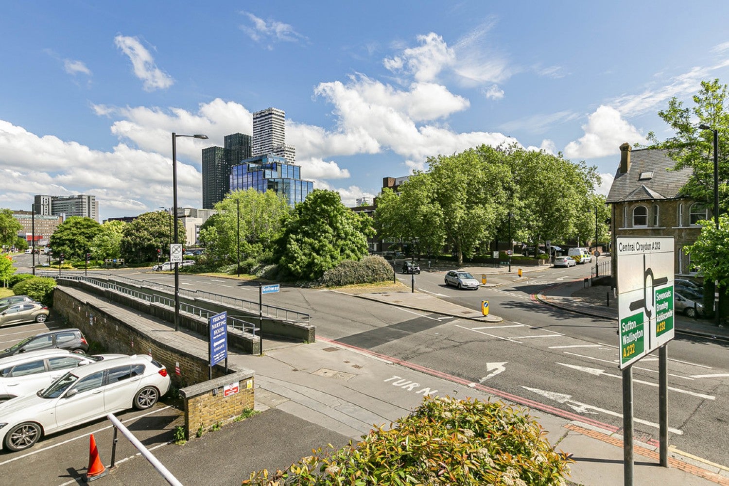 Flat Edridge Road in Greater London
