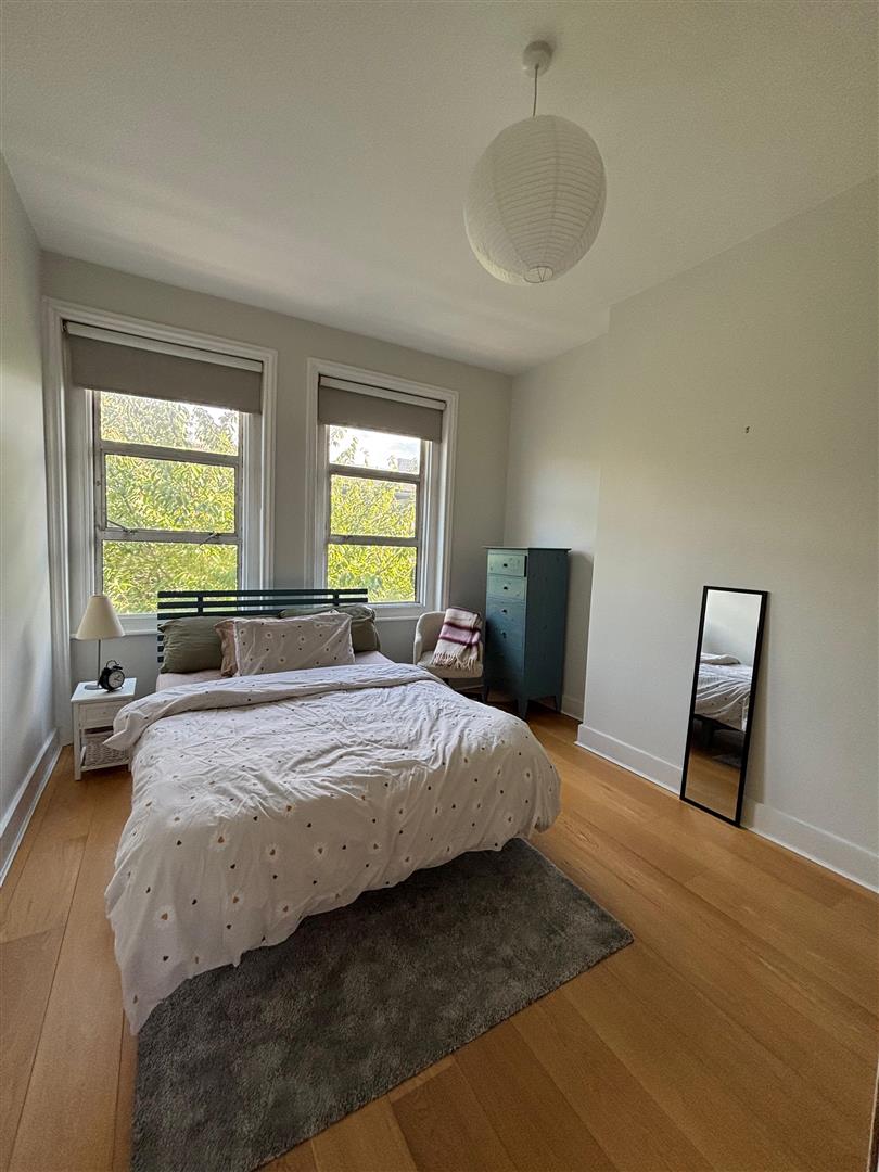 Flat Netherwood Road in Greater London