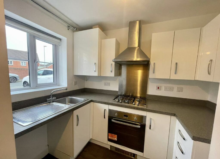 House Tarn Close in Willenhall