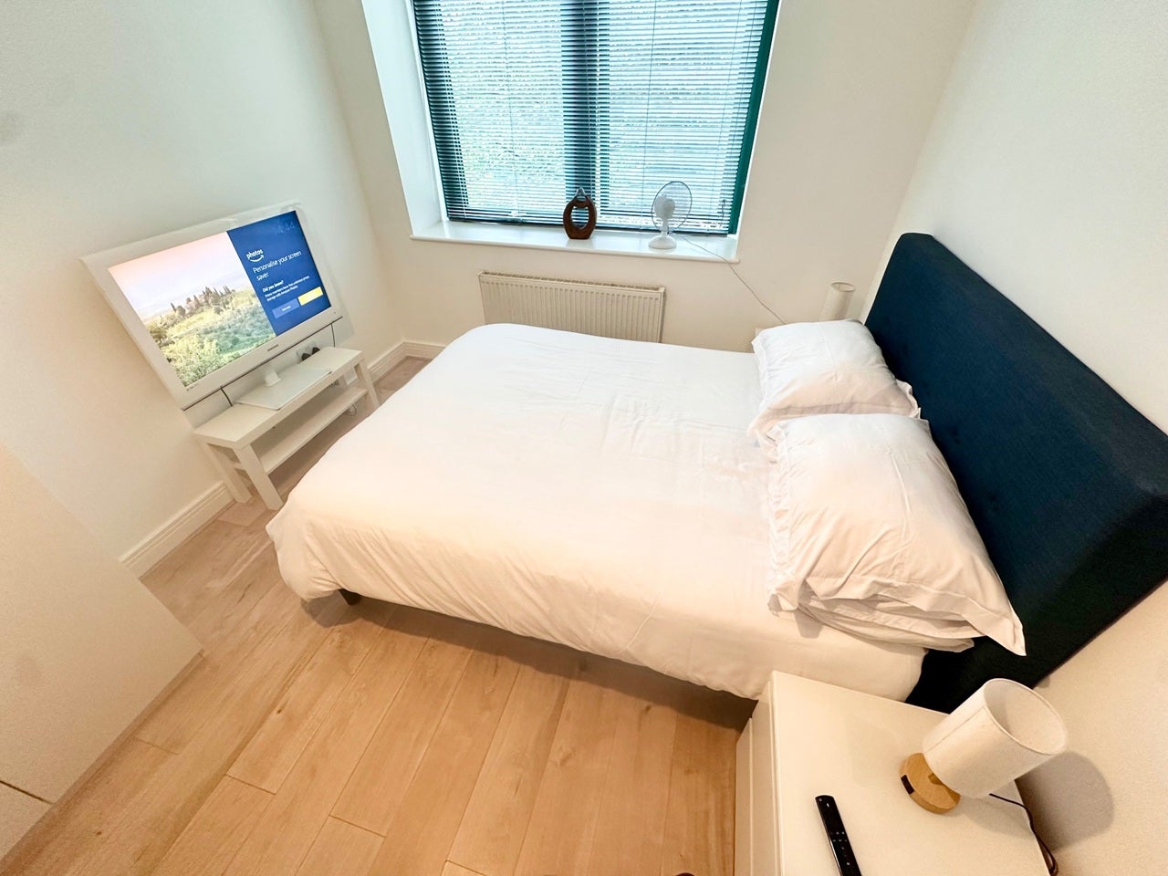 Flat Brunswick Road in Greater London