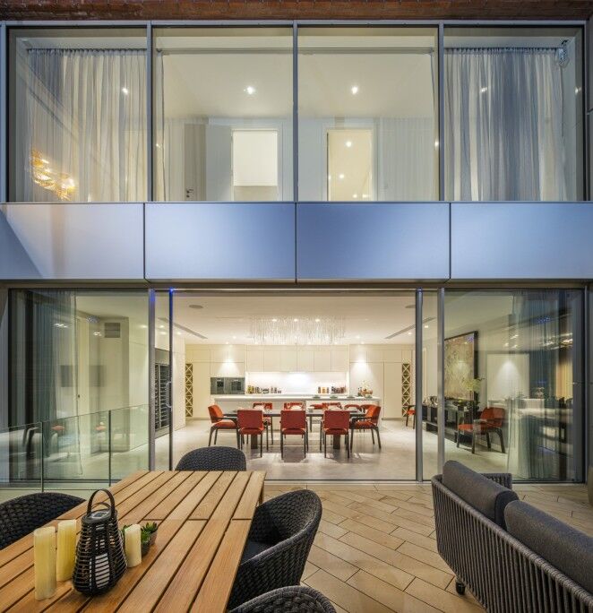 House Lyndhurst Gardens in Greater London