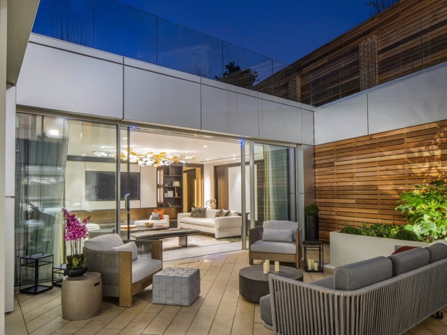 House Lyndhurst Gardens in Greater London