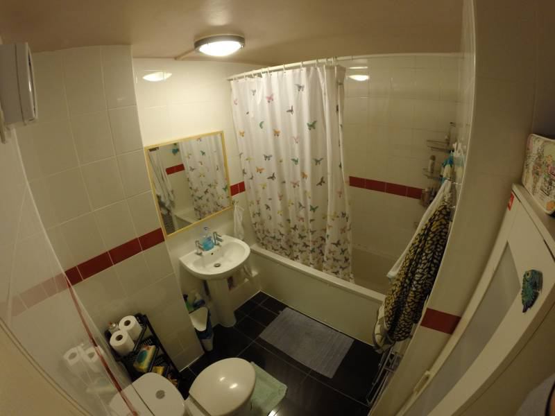 Room Abbots Park in Greater London