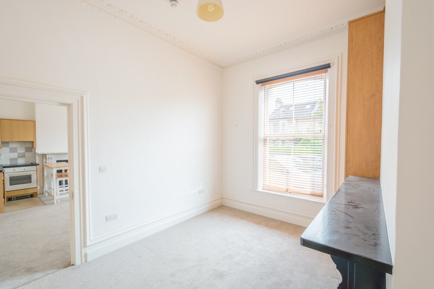 Flat Newbridge Road in Bath