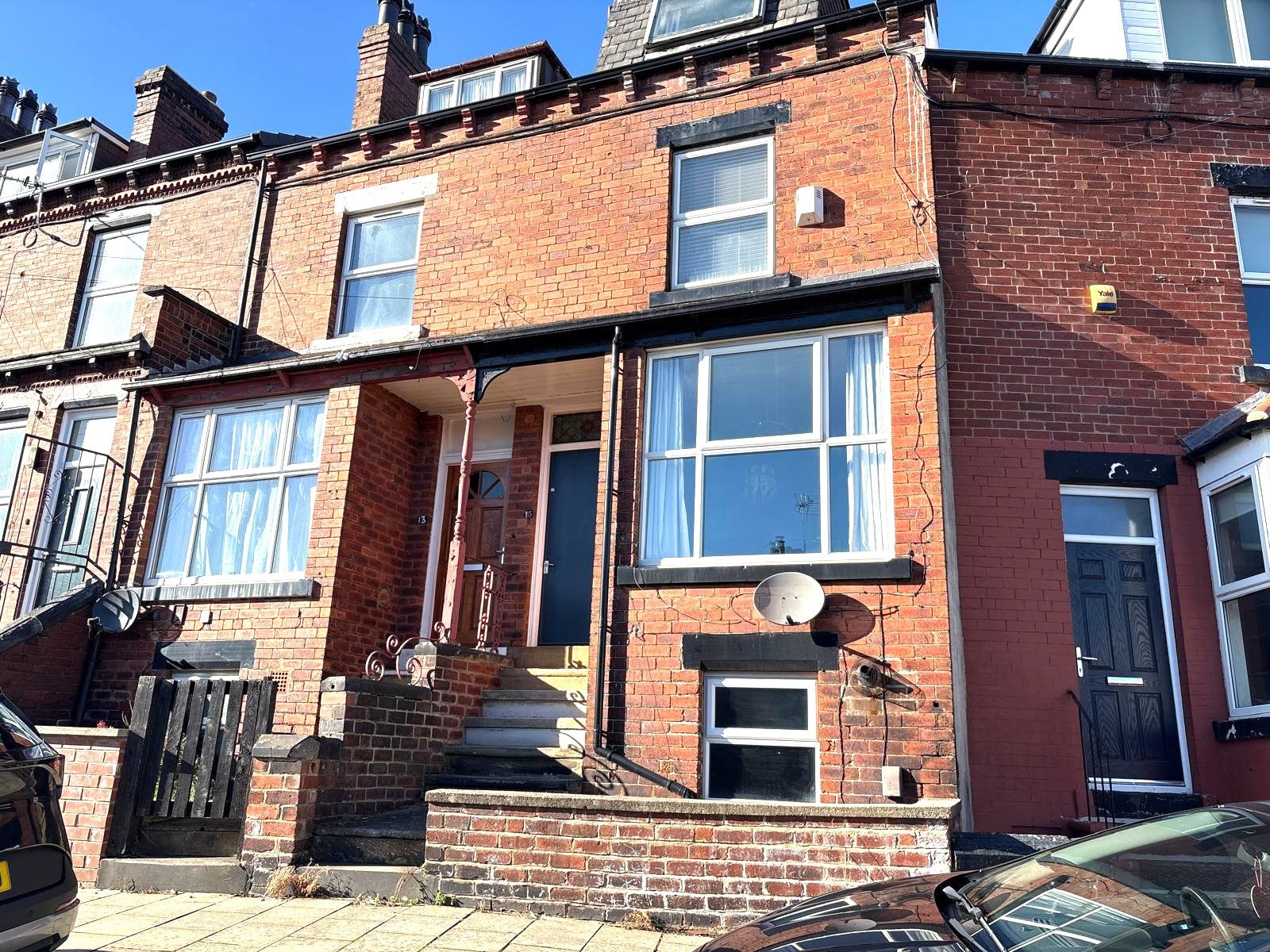 House Knowle Mount in Leeds