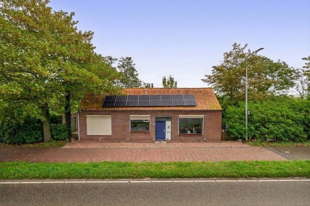 Huis Lieve Vrouwepoldersedijk 33 in Stad aan 't Haringvliet