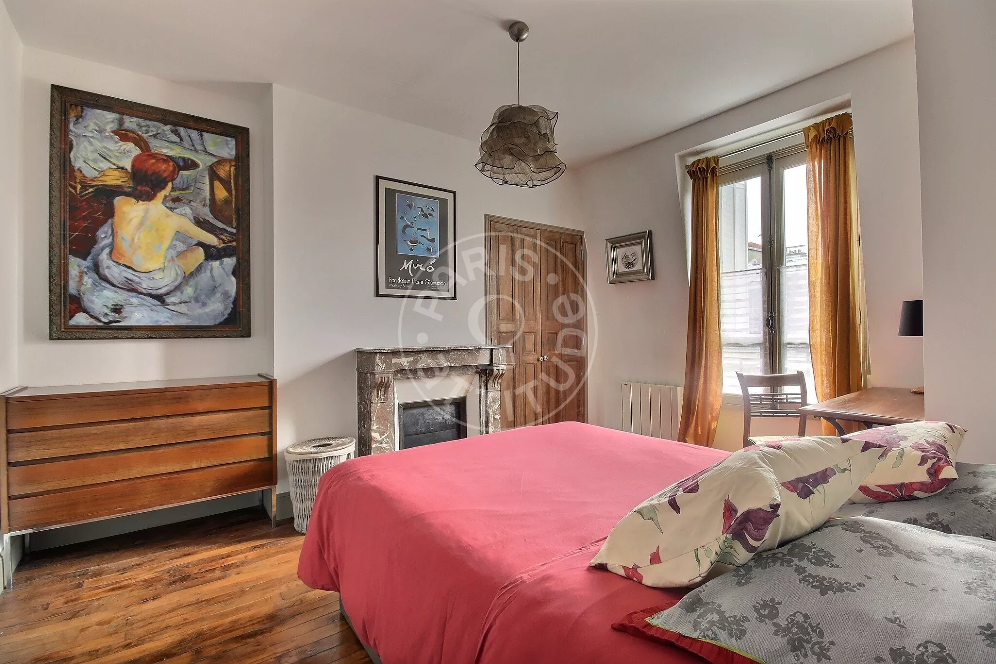 Appartement Rue Paul Saunière à Paris