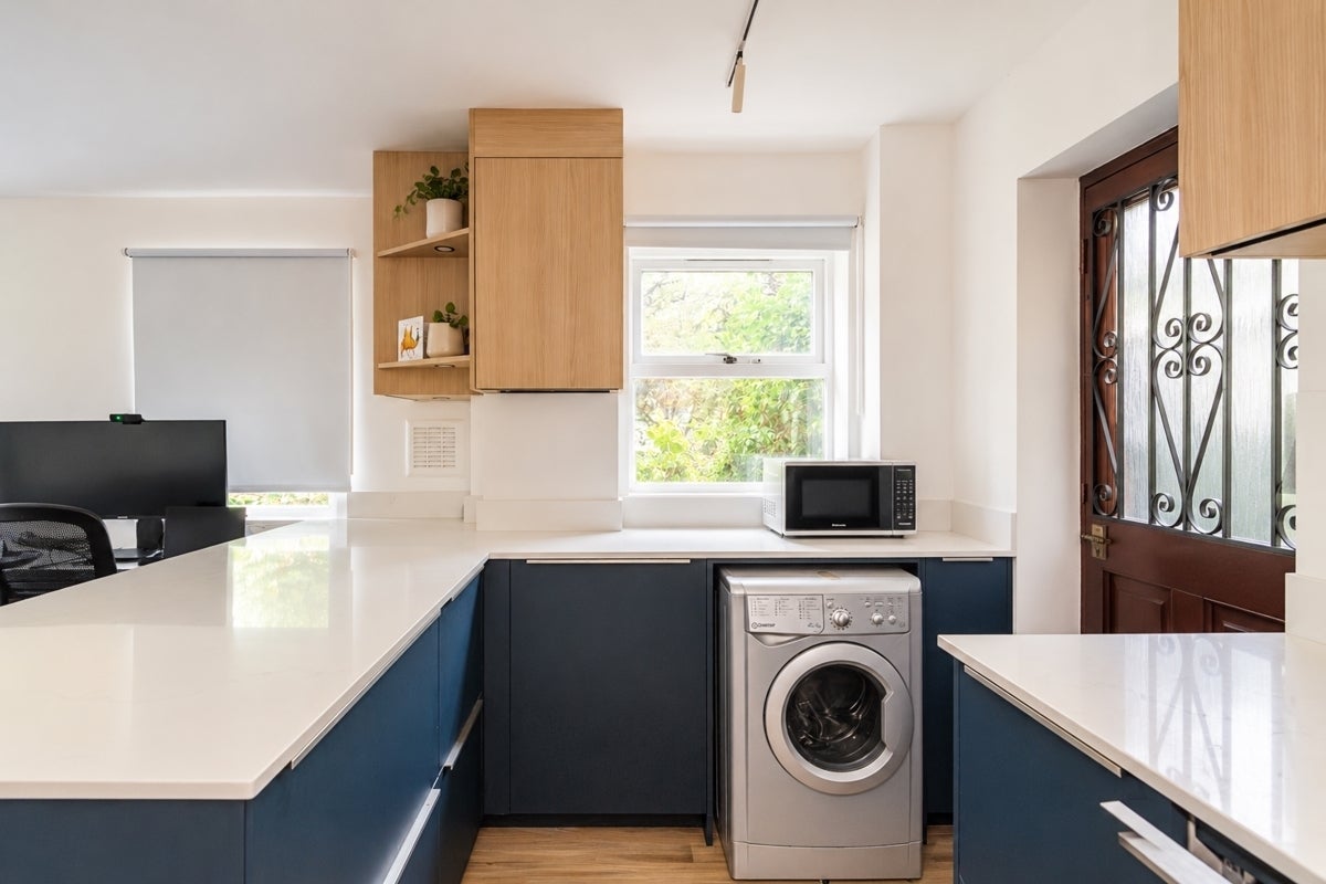 Flat Gower Close in Greater London